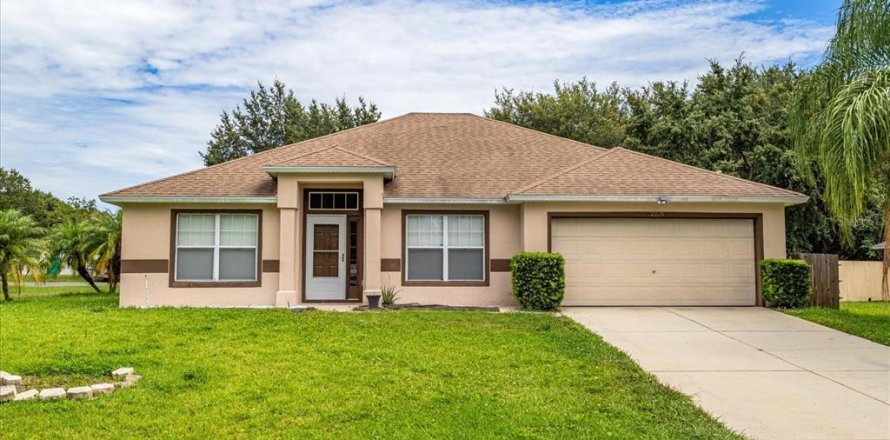 Casa en Leesburg, Florida 3 dormitorios, 165.83 m2 № 1848504