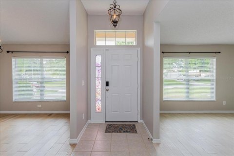 House in Leesburg, Florida 3 bedrooms, 165.83 sq.m. № 1848504 - photo 5