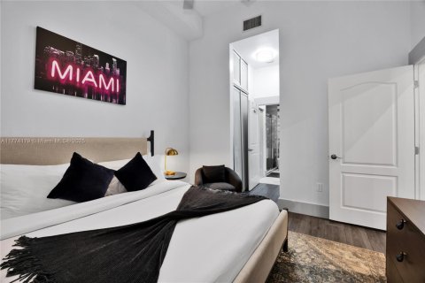 Condominio en venta en Miami, Florida, 2 dormitorios, 99.59 m2 № 1704037 - foto 9