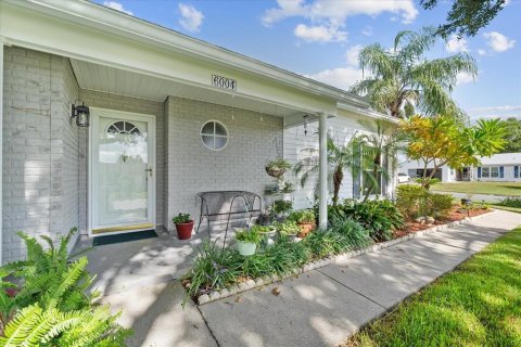 Casa en venta en Lakeland, Florida, 2 dormitorios, 149.2 m2 № 1858253 - foto 2