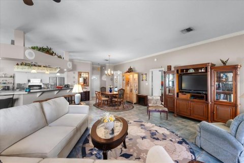 Casa en venta en Lakeland, Florida, 2 dormitorios, 149.2 m2 № 1858253 - foto 6