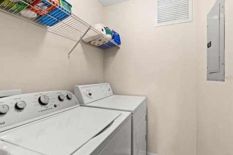 Condominio en alquiler en Tarpon Springs, Florida, 2 dormitorios, 99.41 m2 № 2111588 - foto 11