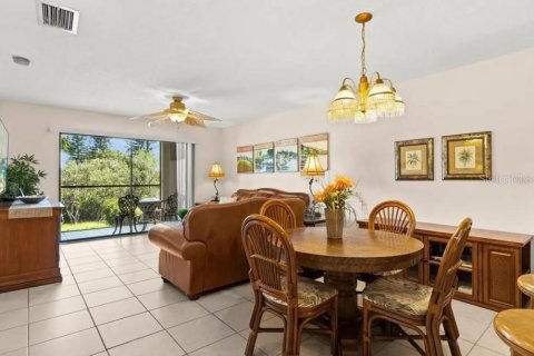 Condominio en alquiler en Tarpon Springs, Florida, 2 dormitorios, 99.41 m2 № 2111588 - foto 5