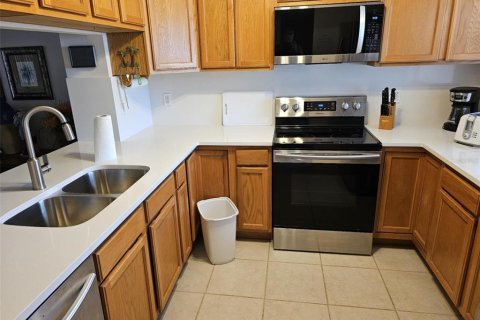 Condominio en alquiler en Tarpon Springs, Florida, 2 dormitorios, 99.41 m2 № 2111588 - foto 8