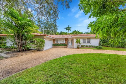 Villa ou maison à louer à Coral Gables, Floride: 4 chambres, 171.4 m2 № 1930475 - photo 17