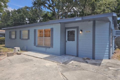 House in Tampa, Florida 3 bedrooms, 139.35 sq.m. № 2287027