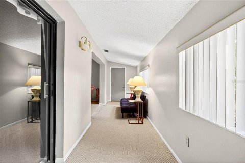 Condo in Ocala, Florida, 2 bedrooms  № 2205481 - photo 7
