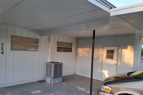 House in Saint Petersburg, Florida 3 bedrooms, 98.1 sq.m. № 1609995 - photo 22