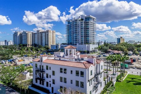 Condominio en venta en Sarasota, Florida, 4 dormitorios, 392.33 m2 № 2226889 - foto 3