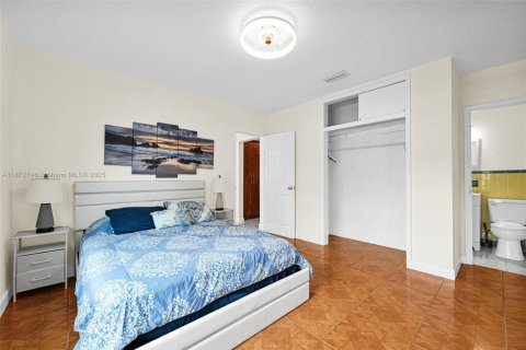 Condo in Miramar, Florida, 3 bedrooms  № 1922600 - photo 21