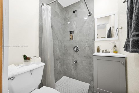 Condo in Miramar, Florida, 3 bedrooms  № 1922600 - photo 27