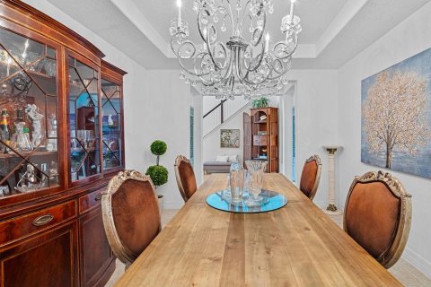 House in Winter Garden, Florida 5 bedrooms, 333.33 sq.m. № 1826558 - photo 8