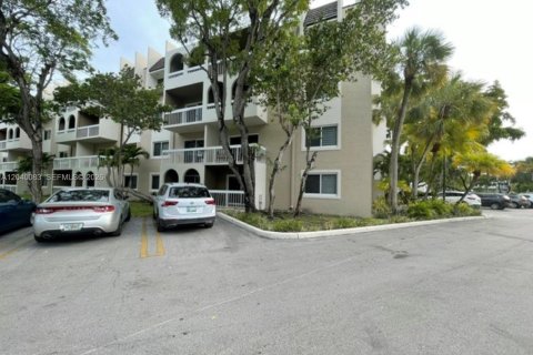 Apartamento en alquiler en Miami, Florida, 2 dormitorios, 84.73 m2 № 2086171 - foto 15