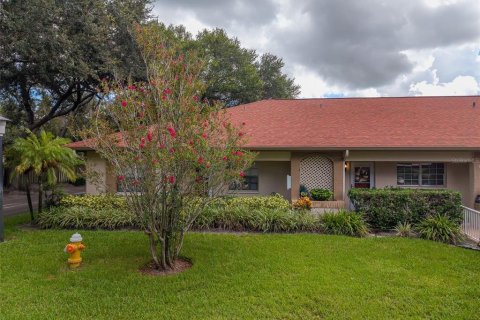 Condo in Clearwater, Florida, 2 bedrooms  № 2360866