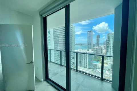 Condominio en alquiler en Miami, Florida, 1 dormitorio, 69.31 m2 № 2026462 - foto 8