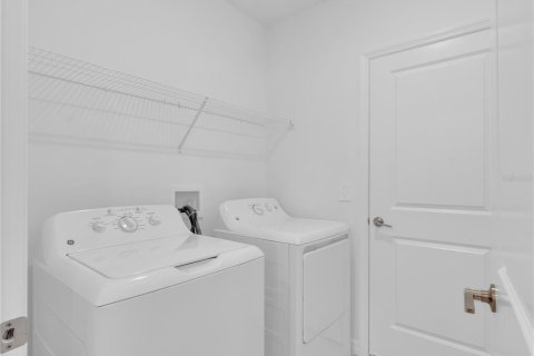 Casa en alquiler en Parrish, Florida, 5 dormitorios, 205.78 m2 № 1908065 - foto 12