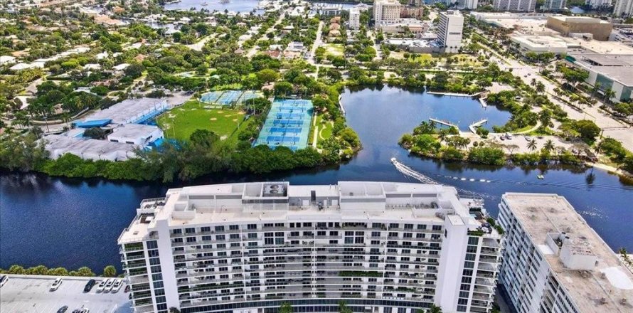 Condo à Fort Lauderdale, Floride, 2 chambres  № 2263295