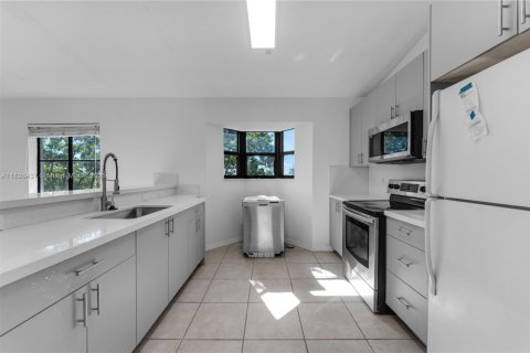 Condominio en alquiler en Cutler Bay, Florida, 3 dormitorios, 117.43 m2 № 1858882 - foto 8