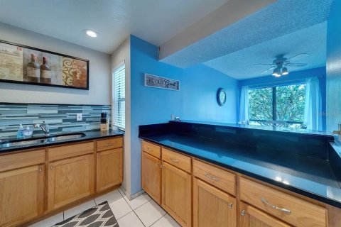 Copropriété à louer à Sarasota, Floride: 2 chambres, 123.75 m2 № 1349959 - photo 11