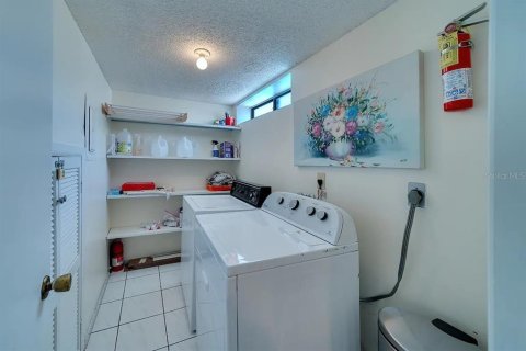 Copropriété à louer à Sarasota, Floride: 2 chambres, 123.75 m2 № 1349959 - photo 22