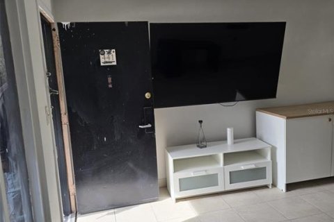 Condo in Orlando, Florida, 1 bedroom  № 1534219 - photo 15