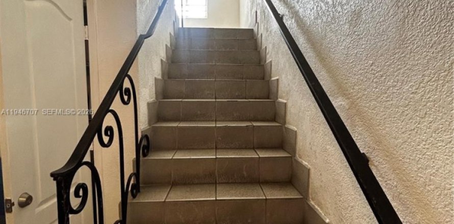 Studio in the Condo in Miami Beach, Florida  № 2002904