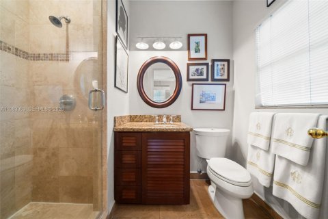 Купить виллу или дом в Корал-Гейблс, Флорида 4 спальни, 354.61м2, № 2026299 - фото 28