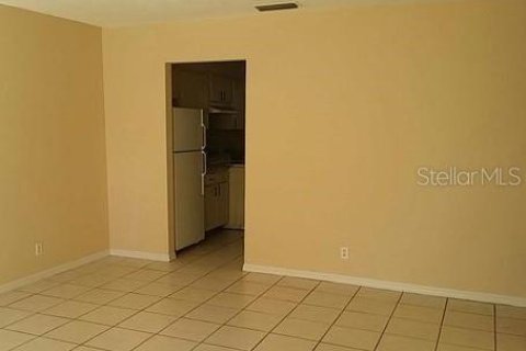 Apartamento en alquiler en Kissimmee, Florida, 2 dormitorios, 74.32 m2 № 1898408 - foto 4
