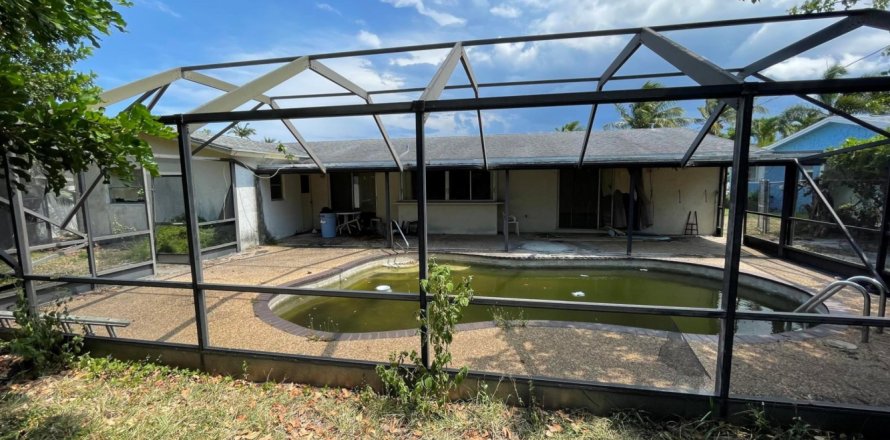 Casa en Boynton Beach, Florida 3 dormitorios, 151.43 m2 № 1222384