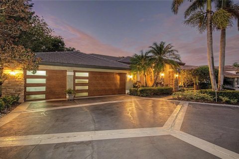 Villa ou maison à vendre à Oldsmar, Floride: 3 chambres, 251.3 m2 № 2437905 - photo 2