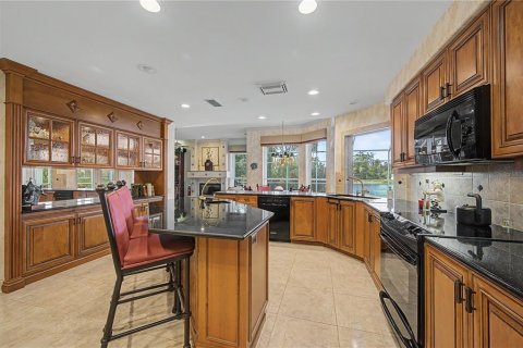 Villa ou maison à vendre à Oldsmar, Floride: 3 chambres, 251.3 m2 № 2437905 - photo 9