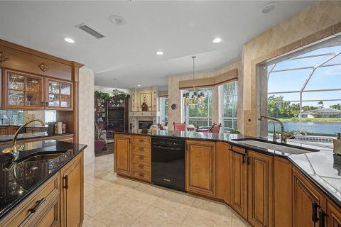 Villa ou maison à vendre à Oldsmar, Floride: 3 chambres, 251.3 m2 № 2437905 - photo 8