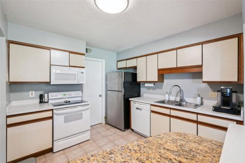 Copropriété à louer à Orlando, Floride: 2 chambres, 103.31 m2 № 2105383 - photo 8