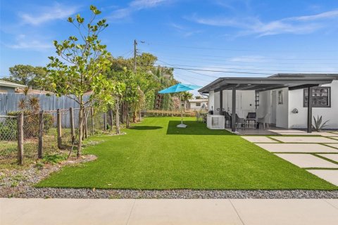 Casa en venta en Fort Lauderdale, Florida, 3 dormitorios, 97.73 m2 № 1846251 - foto 3