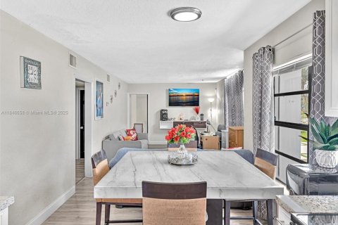 Casa en venta en Fort Lauderdale, Florida, 3 dormitorios, 97.73 m2 № 1846251 - foto 23