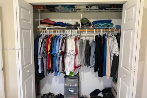 Touwnhouse à vendre à Miami, Floride: 3 chambres, 98.57 m2 № 1929325 - photo 8