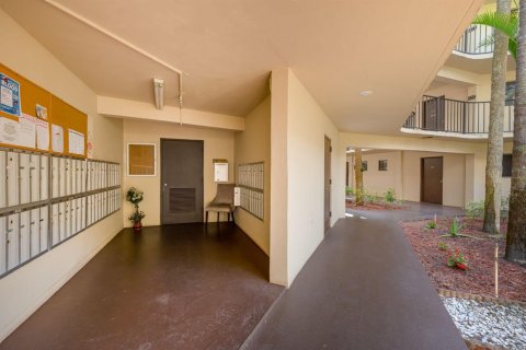 Condominio en venta en Delray Beach, Florida, 2 dormitorios, 81.38 m2 № 2147184 - foto 3