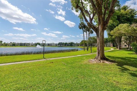 Condominio en venta en Delray Beach, Florida, 2 dormitorios, 81.38 m2 № 2147184 - foto 22