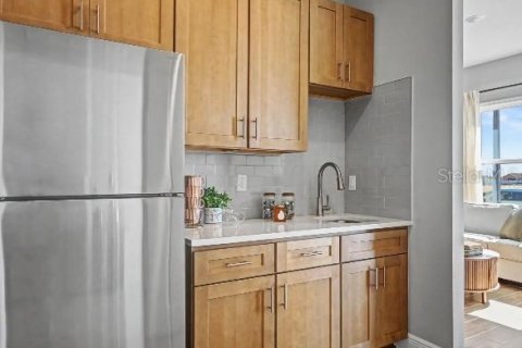 Casa en venta en Palm Coast, Florida, 4 dormitorios, 204.2 m2 № 2155701 - foto 8