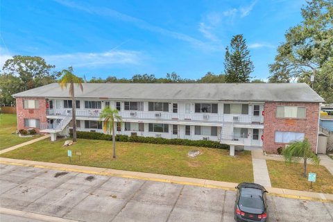 Copropriété à vendre à Clearwater, Floride: 1 chambre, 54.35 m2 № 2236205 - photo 8