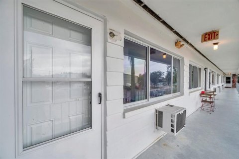 Copropriété à vendre à Clearwater, Floride: 1 chambre, 54.35 m2 № 2236205 - photo 2