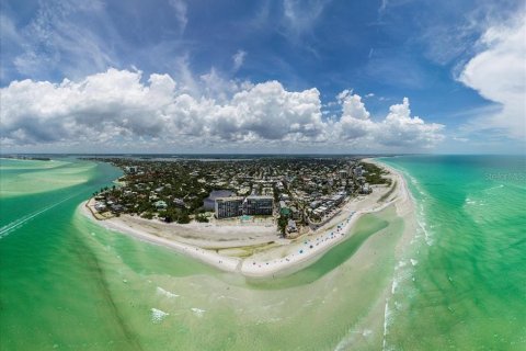 Condo in Sarasota, Florida, 2 bedrooms  № 1797300 - photo 5
