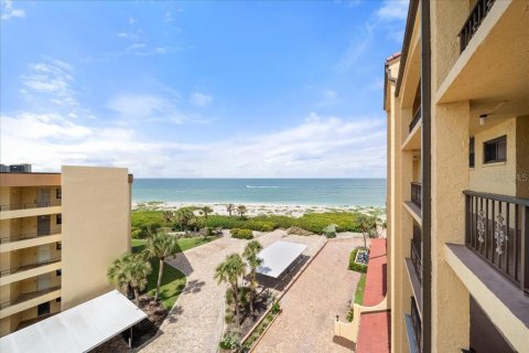 Condo in Sarasota, Florida, 2 bedrooms  № 1797300 - photo 10