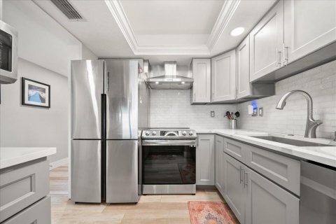 Condo in Sarasota, Florida, 2 bedrooms  № 1797300 - photo 30
