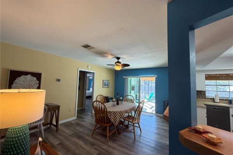 Villa ou maison à vendre à Deltona, Floride: 3 chambres, 156.35 m2 № 2430737 - photo 6