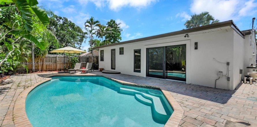 Villa ou maison à Oakland Park, Floride 3 chambres, 133.22 m2 № 1898159