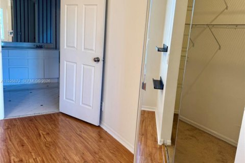 House in Weston, Florida 3 bedrooms, 182.37 sq.m. № 1986165 - photo 23