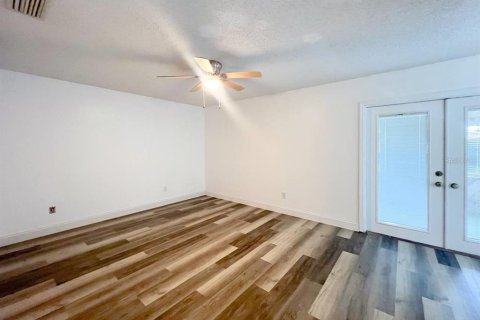 Casa en venta en Ocala, Florida, 3 dormitorios, 196.95 m2 № 1770025 - foto 6