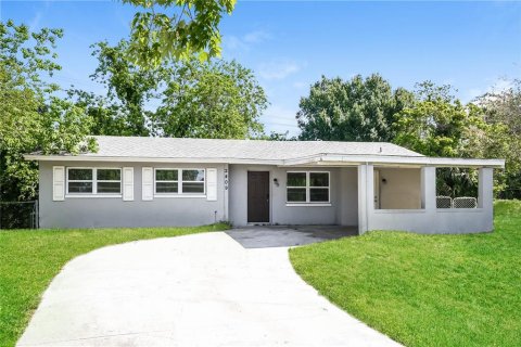 House in Orlando, Florida 3 bedrooms, 113.15 sq.m. № 1908372 - photo 2