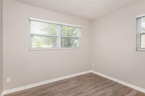 House in Orlando, Florida 3 bedrooms, 113.15 sq.m. № 1908372 - photo 13